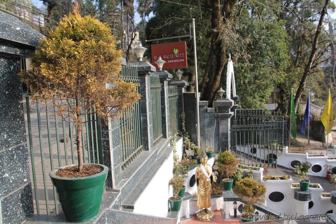 R.J.Resorts Darjeeling  Eksteriør billede