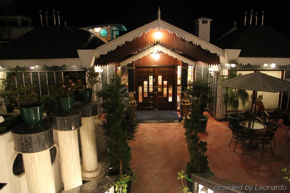 R.J.Resorts Darjeeling  Eksteriør billede