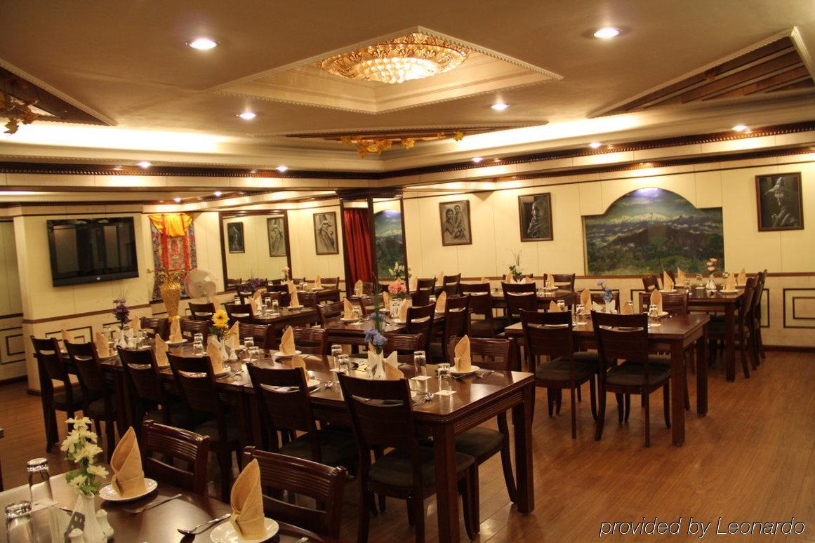 R.J.Resorts Darjeeling  Restaurant billede