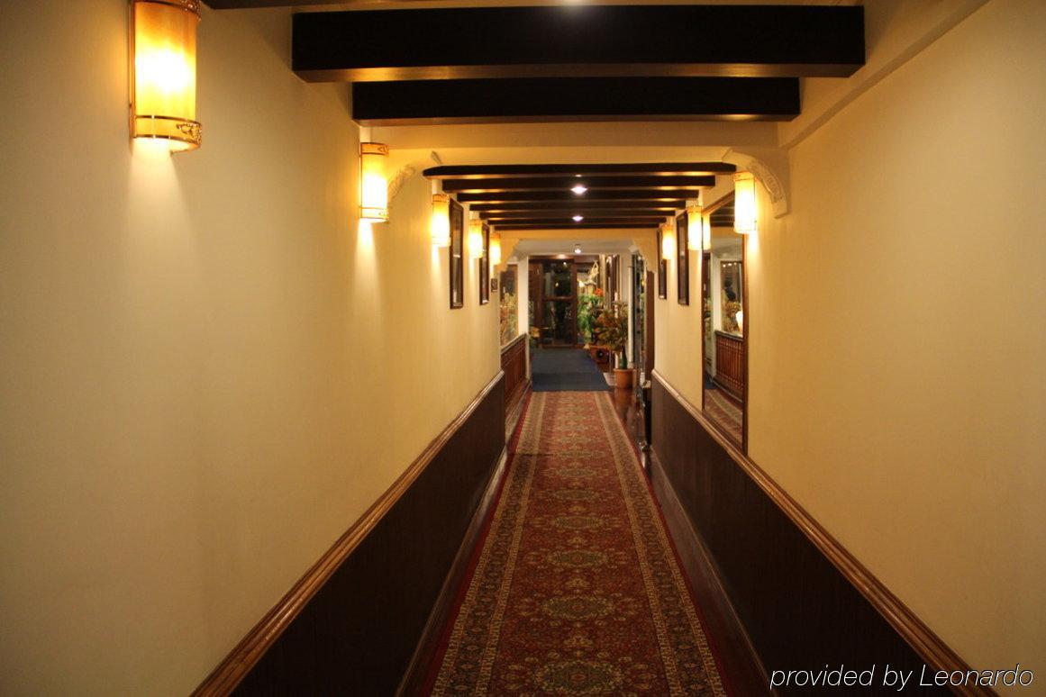 R.J.Resorts Darjeeling  Interiør billede