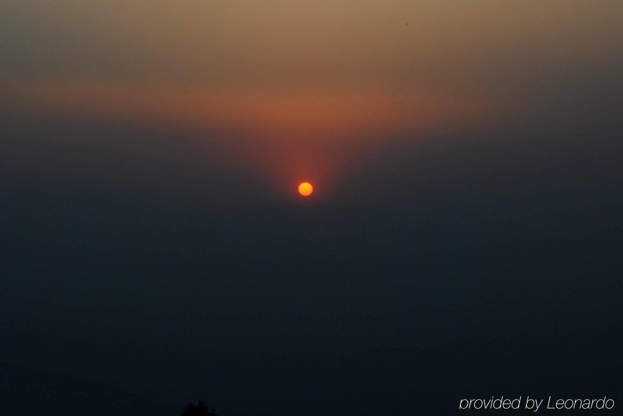 R.J.Resorts Darjeeling  Eksteriør billede