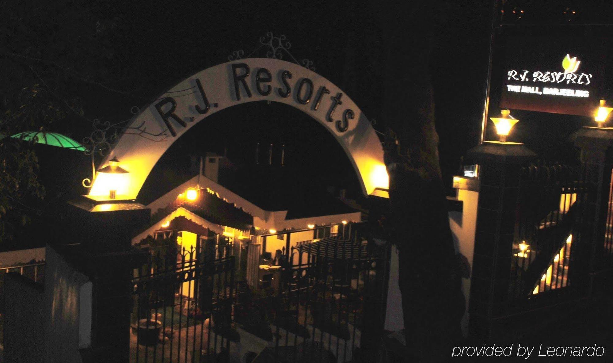 R.J.Resorts Darjeeling  Eksteriør billede
